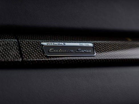 Used 2018 Porsche 911 Turbo S image 49