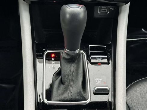 Used 2023 Jeep Compass Latitude w/ Sun and Sound Group image 19