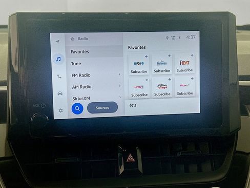 Used 2024 Toyota Corolla Cross LE image 15