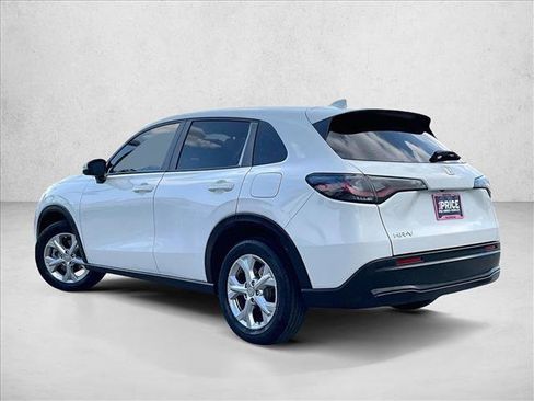 Used 2023 Honda HR-V LX image 13