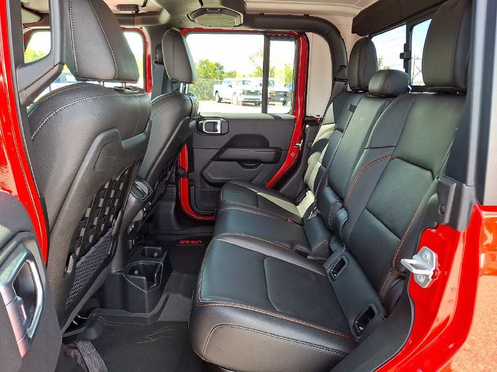 Used 2023 Jeep Gladiator Mojave w/ Cold Weather Group AWD/4WD image 13