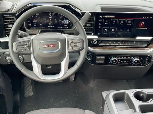 New 2026 GMC Sierra 1500 Elevation image 14