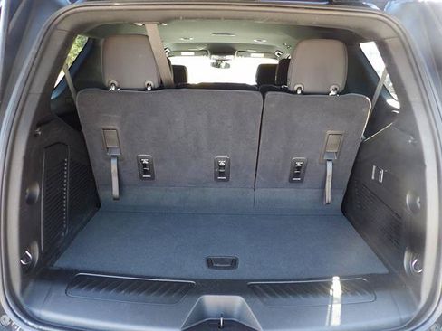 Used 2025 Chevrolet Tahoe LS AWD/4WD image 36