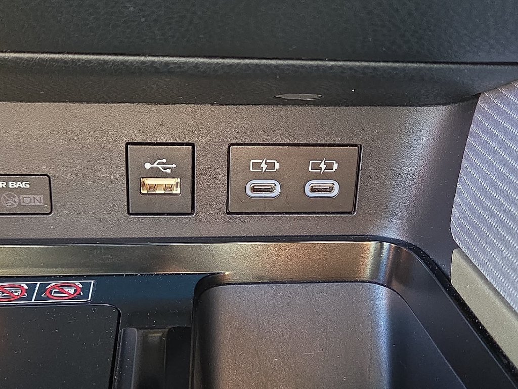 Certified 2025 Toyota Camry SE w/ Convenience Package FWD image 22
