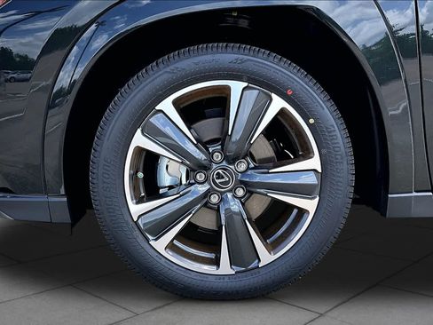 New 2026 Lexus UX 300h FWD image 11