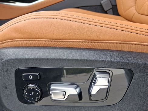 Used 2026 BMW X5 sDrive40i RWD image 13