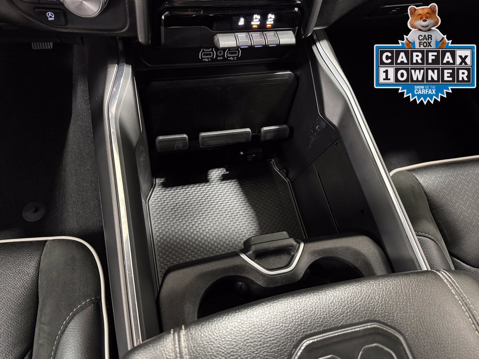 Used 2025 RAM 1500 Laramie AWD/4WD image 24