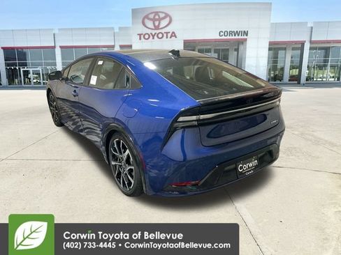 New 2026 Toyota Prius Plug-In Hybrid FWD image 6