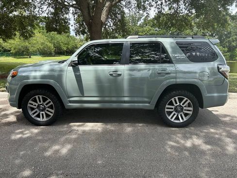 Used 2022 Toyota 4Runner TRD Sport w/ Technology Package RWD image 3