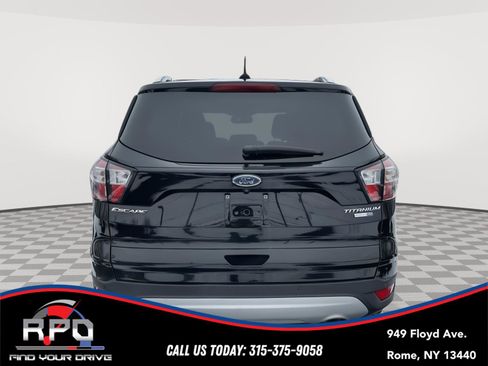 Used 2018 Ford Escape Titanium w/ Ford Safe & Smart Package image 4