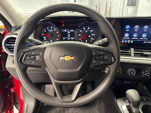New 2026 Chevrolet Trax LS w/ Driver Confidence Package FWD image 5