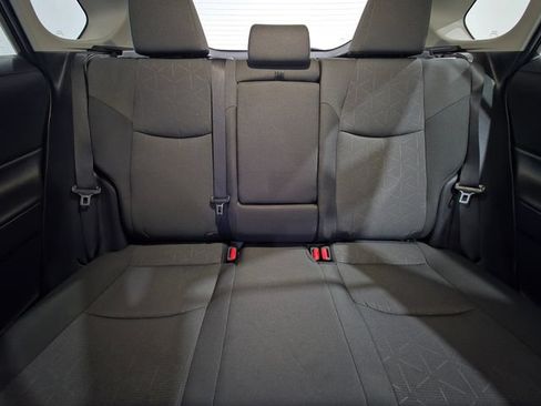 Used 2025 Toyota RAV4 XLE AWD/4WD image 15