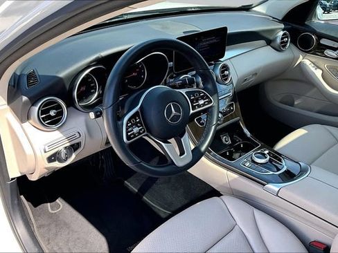 Used 2019 Mercedes-Benz C 300 Sedan image 18