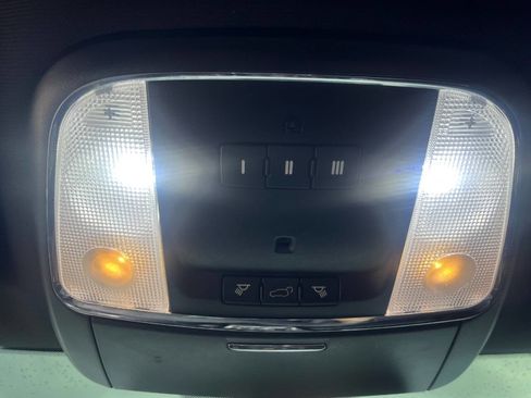 Used 2016 Dodge Durango R/T image 27