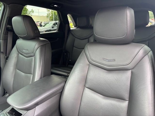 Used 2025 Cadillac XT5 Premium Luxury AWD/4WD image 19