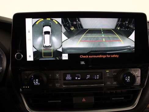 Used 2024 Toyota Grand Highlander FWD image 31