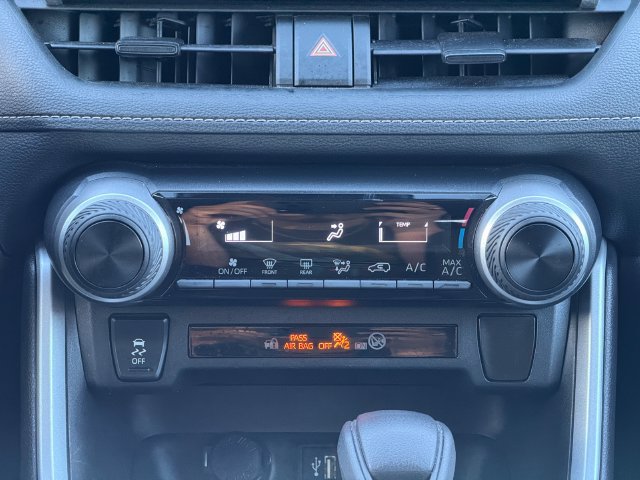 Certified 2023 Toyota RAV4 LE FWD image 23