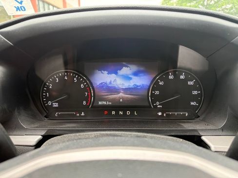 Used 2023 Ford Explorer XLT w/ Equipment Group 202A AWD/4WD image 20