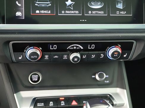 Certified 2023 Audi Q3 2.0T Premium w/ Convenience Package AWD/4WD image 27