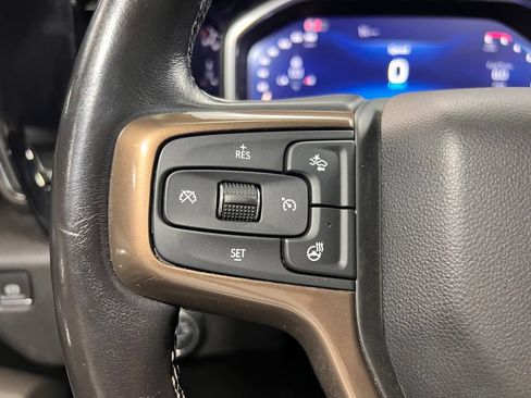 Used 2024 Chevrolet Silverado 2500 ZR2 w/ Technology Package AWD/4WD image 8