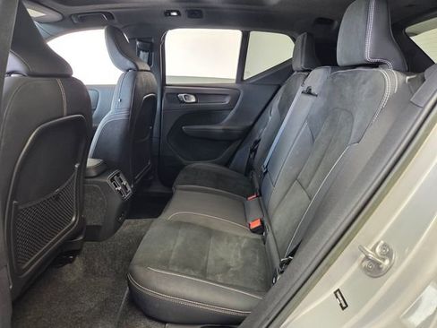 Certified 2023 Volvo XC40 Recharge Ultimate w/ Protection Package Premier image 11