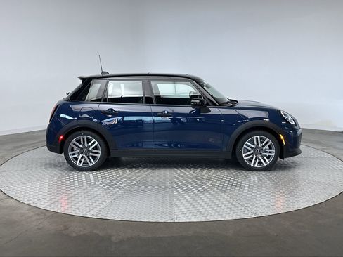 New 2026 MINI Cooper S image 10