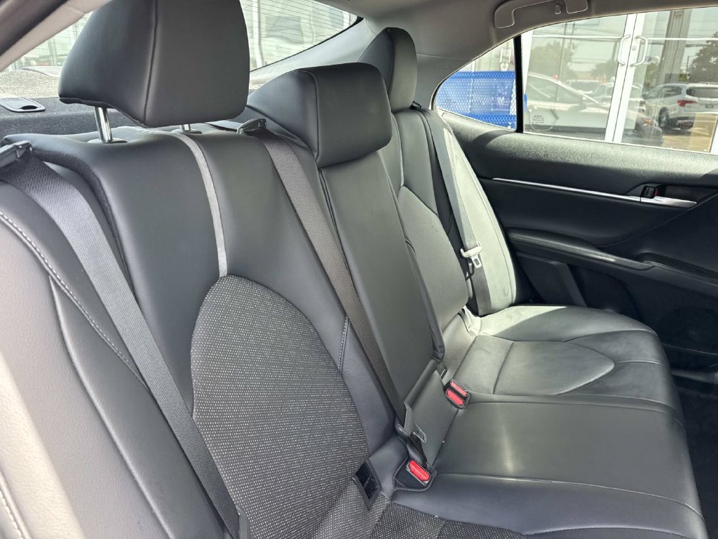 Used 2024 Toyota Camry XSE FWD image 10
