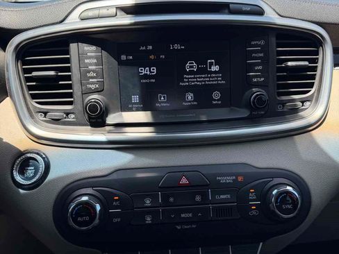 Used 2018 Kia Sorento EX w/ EX Advanced Touring Package FWD image 10