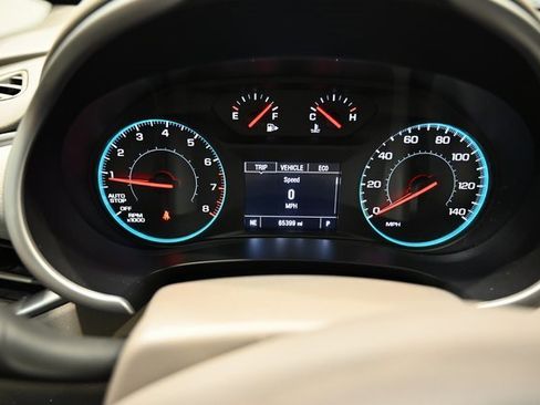 Used 2022 Chevrolet Malibu LT image 24