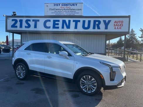 Used 2024 Cadillac XT4 Premium Luxury image 1