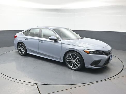 Used 2024 Honda Civic Touring image 8