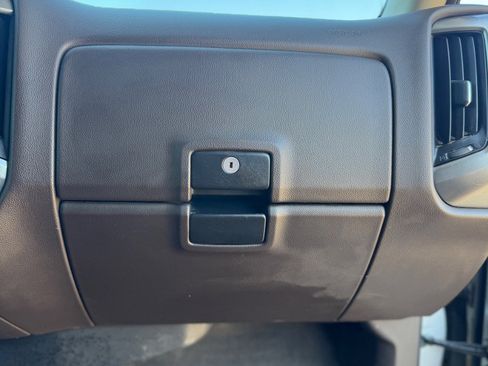 Used 2018 Chevrolet Silverado 1500 LT w/ Texas Edition image 14