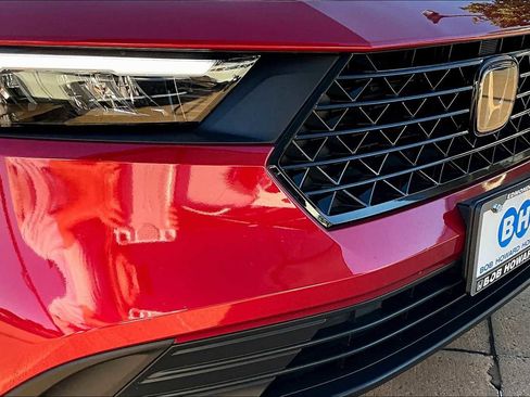 Used 2024 Honda Accord Sport image 28