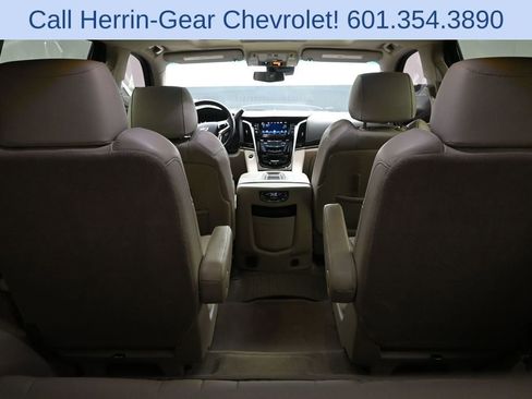 Used 2019 Cadillac Escalade Premium Luxury AWD/4WD image 18
