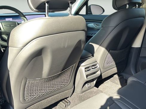 Certified 2026 Genesis GV70 2.5T AWD/4WD image 17