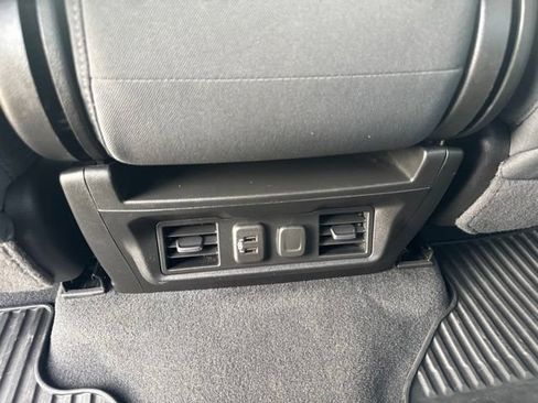 Used 2021 Chevrolet Silverado 1500 LT w/ Convenience Package II AWD/4WD image 30
