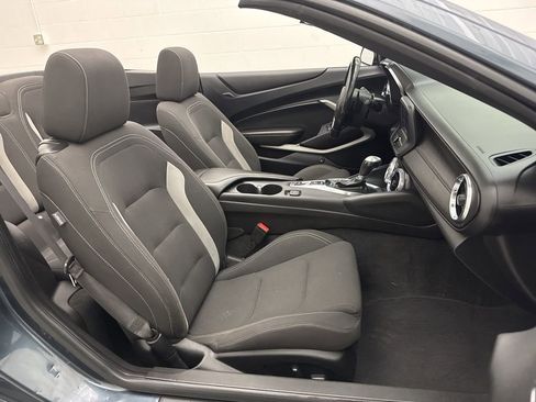 Used 2022 Chevrolet Camaro LT image 35