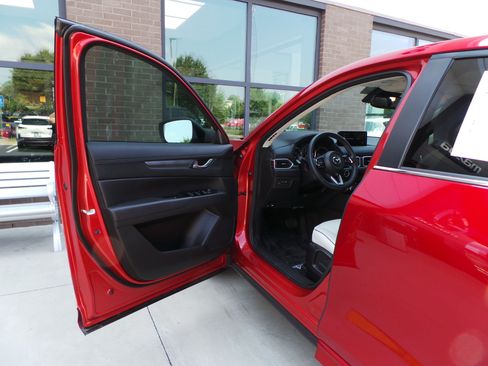 Certified 2025 MAZDA CX-5 AWD 2.5 S w/ Preferred Package image 23