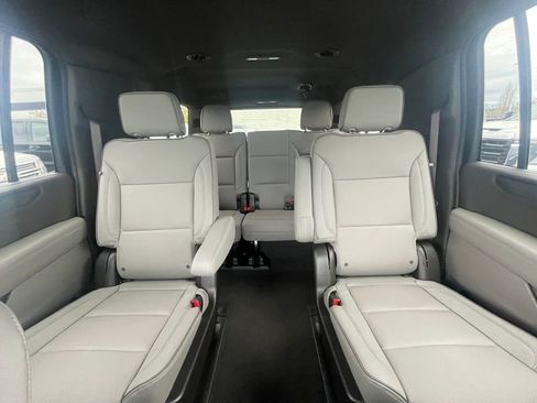 New 2026 GMC Yukon XL Elevation AWD/4WD image 25