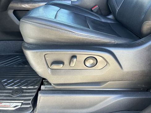 Used 2023 Chevrolet Silverado 1500 LTZ w/ LTZ Convenience Package II image 22