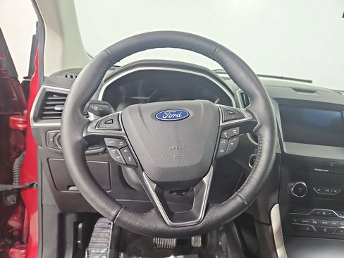 Used 2019 Ford Edge SEL w/ Equipment Group 201A FWD image 15