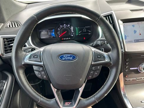 Used 2020 Ford Edge ST w/ Cold Weather Package AWD/4WD image 15