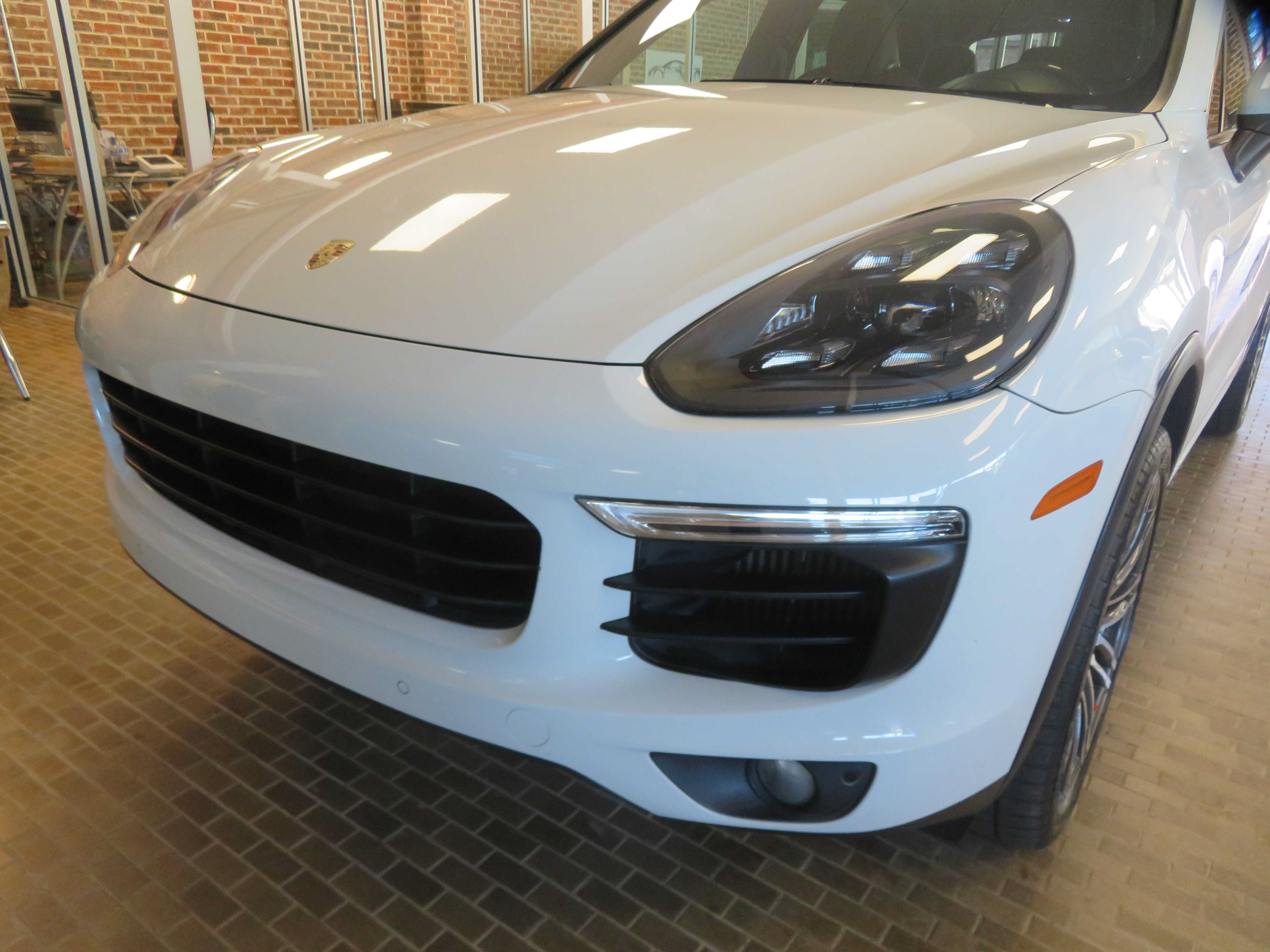Used 2015 Porsche Cayenne S AWD/4WD image 62