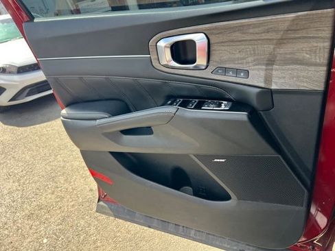 Certified 2023 Kia Sorento SX Prestige image 17
