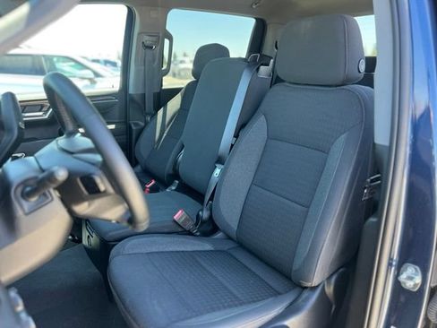 Used 2023 Chevrolet Silverado 1500 LT AWD/4WD image 17