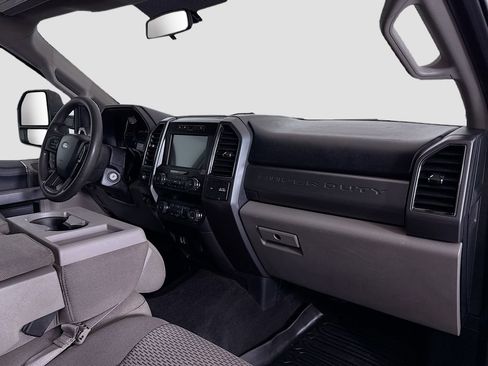 Used 2019 Ford F250 XLT w/ XLT Value Package AWD/4WD image 25