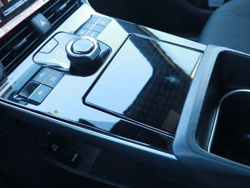 Used 2024 Toyota bZ4X XLE image 17