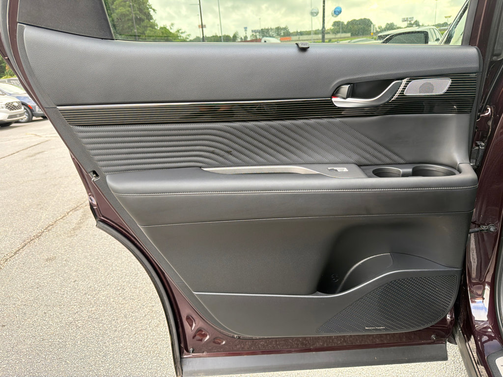 Used 2025 Hyundai Palisade Calligraphy FWD image 22
