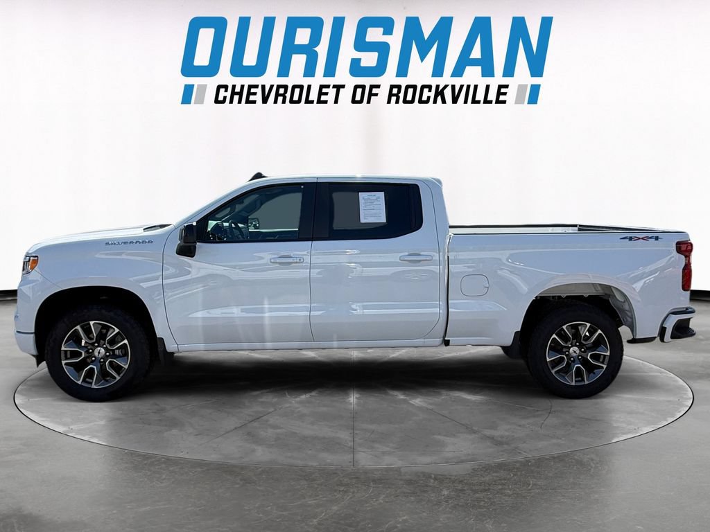 Used 2025 Chevrolet Silverado 1500 RST AWD/4WD image 3