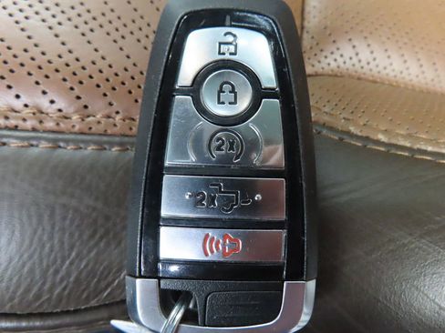 Used 2025 Ford F250 King Ranch image 79